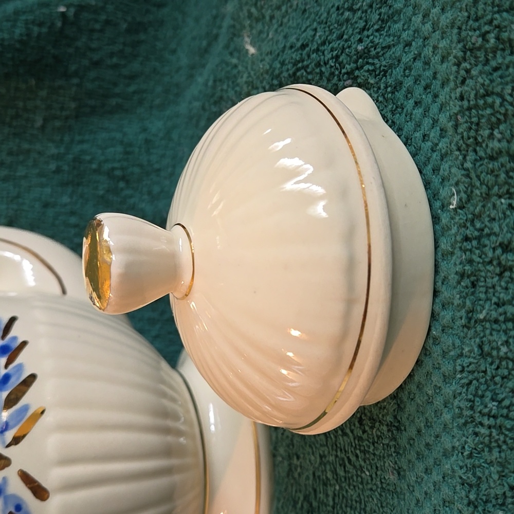 Ceramic Tea Pot - Picture 7 of 9